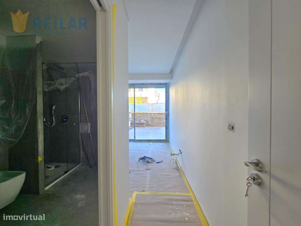 Santa Iria da Azóia - T3 Remodelado-11