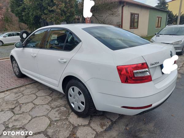 Skoda Octavia 1.6 TDI Active - 5