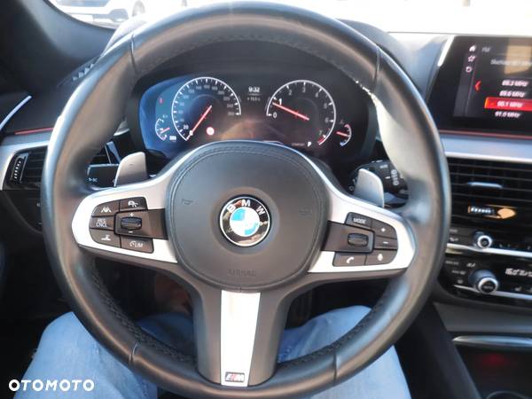 BMW Seria 5 530i GPF M Sport sport - 22