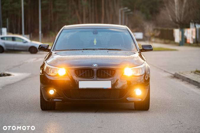 BMW Seria 5 520d - 23