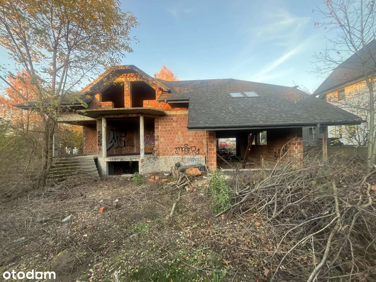 Dom wolnostojący z działką – Częstochowa, ul. Kochmańskiego 12 - Pełny obrazek: 2/5