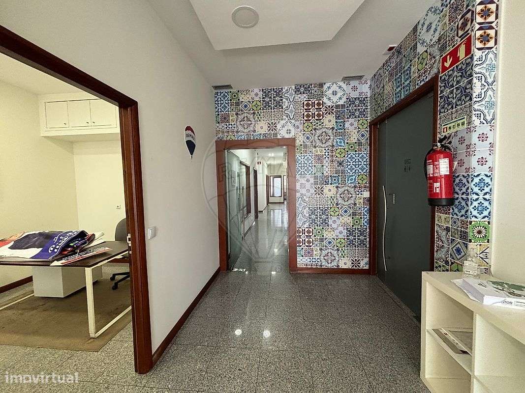 Loja  para arrendamento - Grande imagem: 5/27