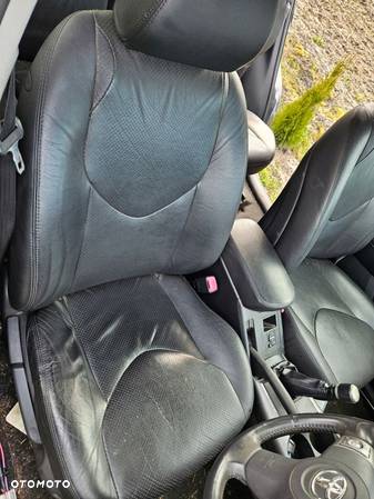Toyota RAV4 06-12 siedzenia fotele skórzane kanapa van - 3