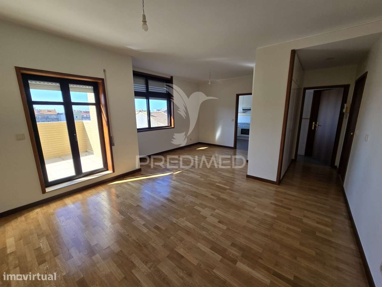 Apartamento T2 com garagem ao Márquez - Grande imagem: 1/22