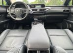 Lexus UX 250h 2.0L HEV 20H- (178 HP) 4X2 CVT Executive - 6