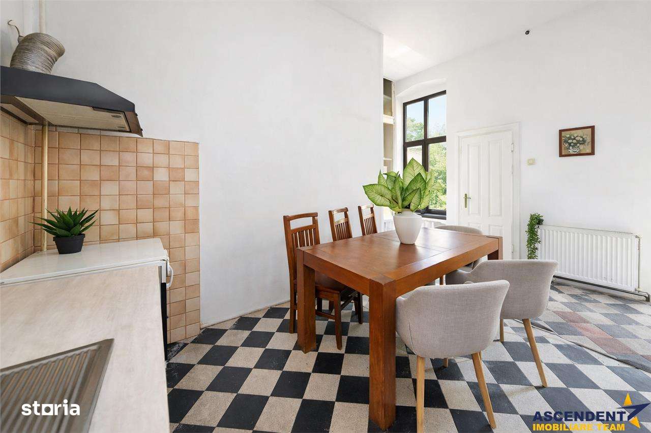 Apartament in vila cu amprenta istorica,180mp,gradina,pod,Centrul Isto - Imagine principală: 5/11