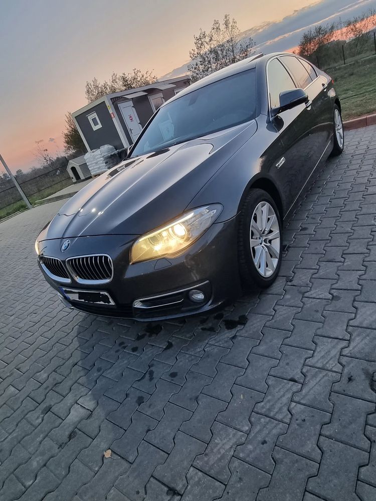 BMW 5 Series F10/F11/F07 [2010 - 2017] 520d Aut. Luxury Line 2013