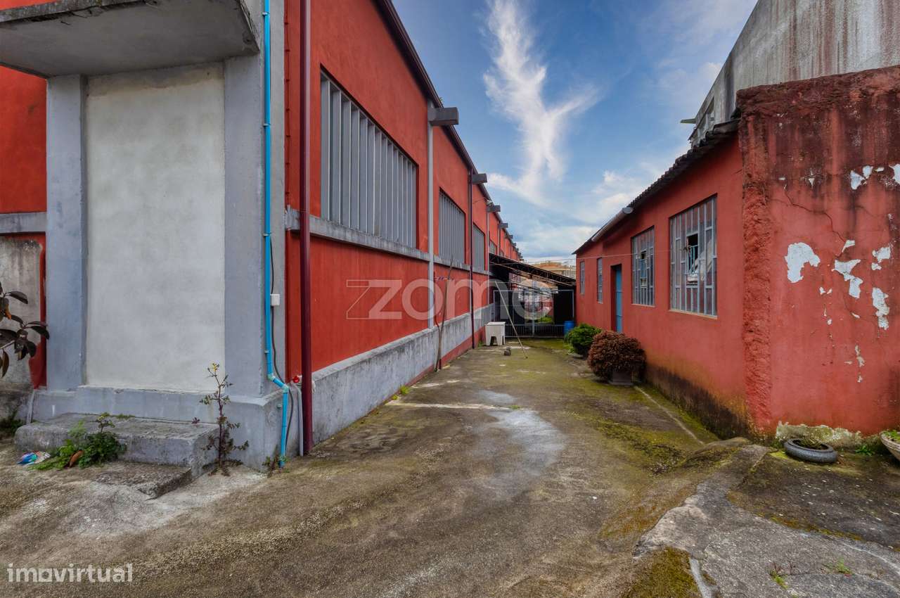 Armazéns de 1750m² c/ escritório e Potencial Habitacional em São Ro...-20