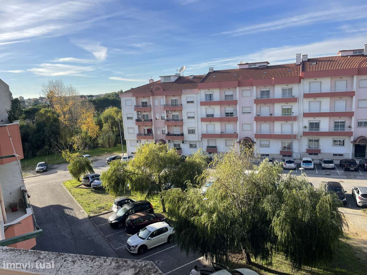 Oportunidade no Entroncamento: T3 de 165 m² com Garagem Boxe 237.000 €-23