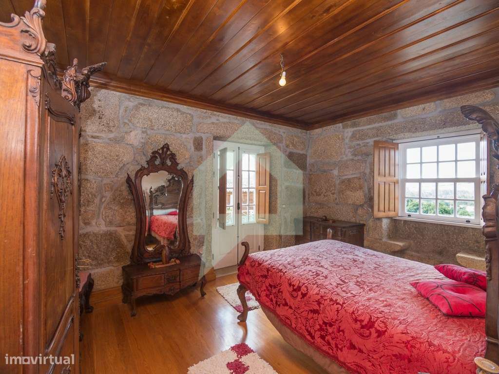 Moradia de granito totalmente restaurada em Creixomil, Barcelos-11