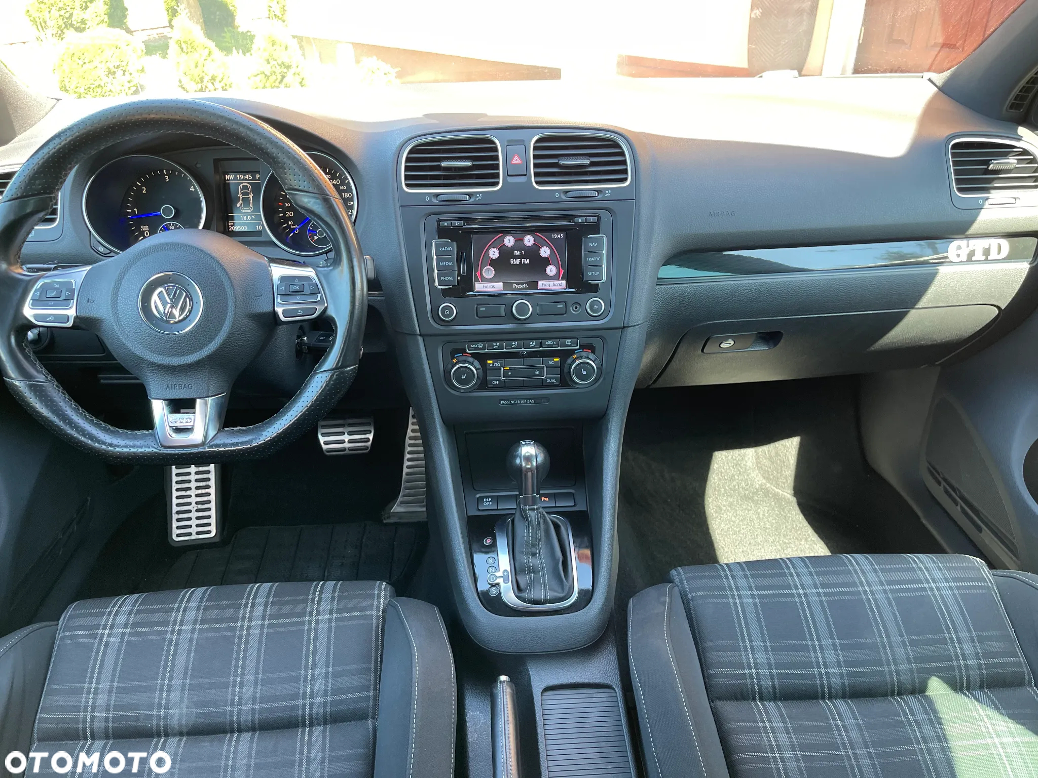 Volkswagen Golf VI 2.0 TDI GTD DSG - 22