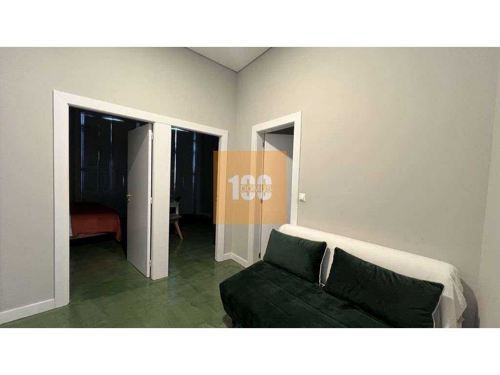 Prédio burguês reabilitado na Baixa do Porto com Licença AL - Grande imagem: 3/47