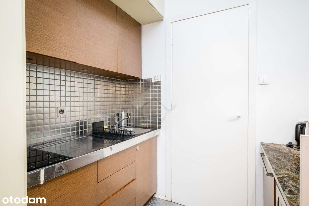 Gotowa kawalerka w sercu Krakowa!-10