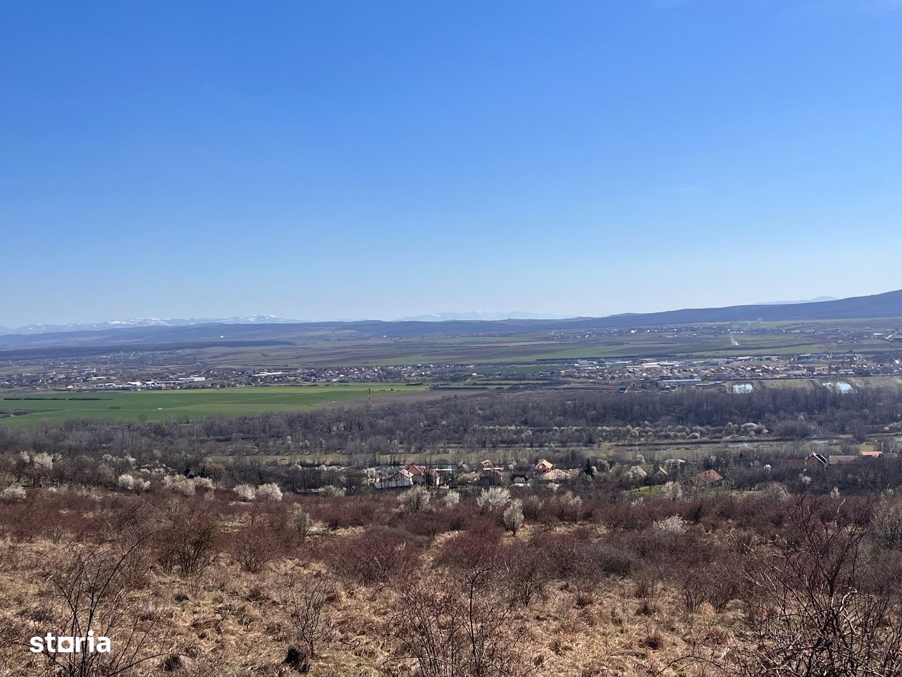 Teren intravilan panorama superba str Piatra Craiului