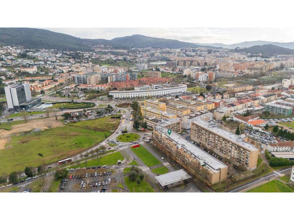 Apartamento T4+1 Duplex em Braga - São Victor-34