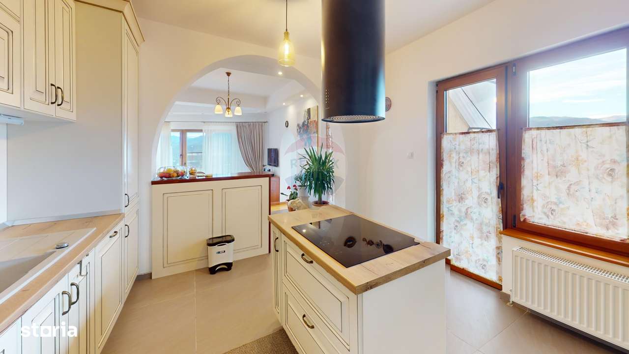 Casă / Vilă de Lux cu 5 camere de vânzare-14