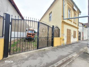 Casa individuala, 960 mp teren Agnita - Zona Centrala