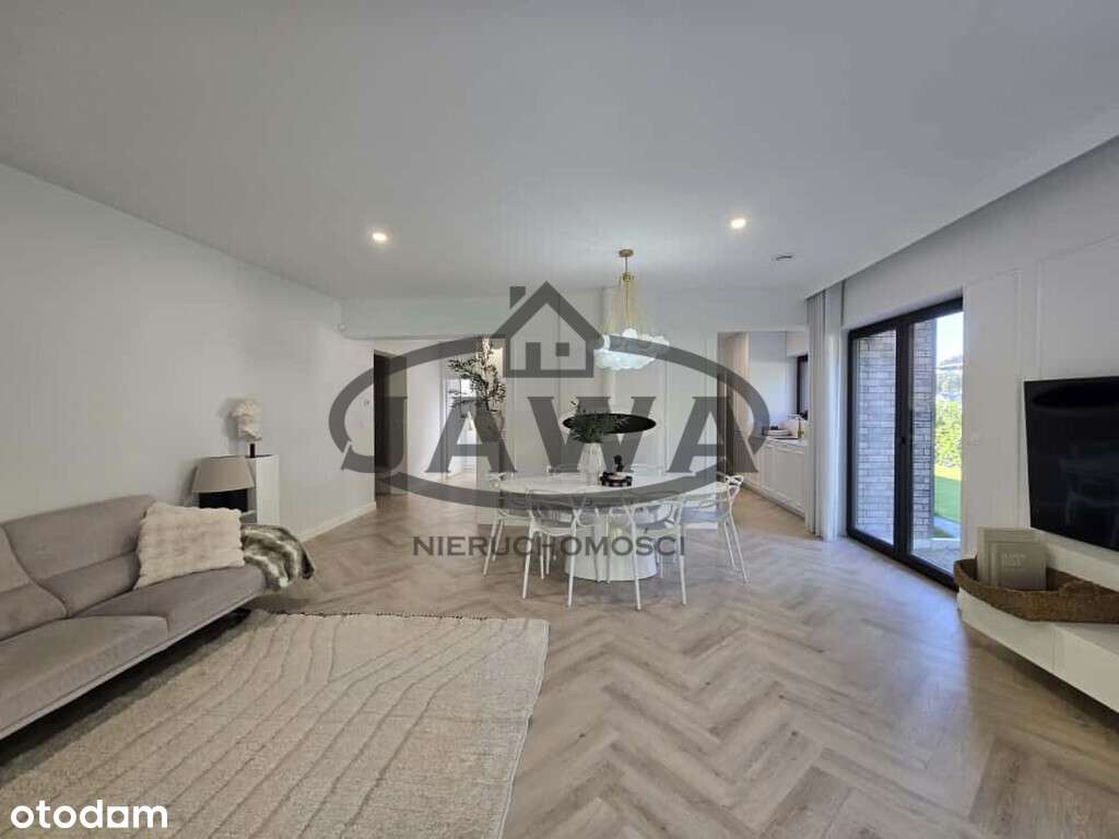 5 pokoi, płaski dach, fotowoltaika, basen, jakość - Pełny obrazek: 5/20