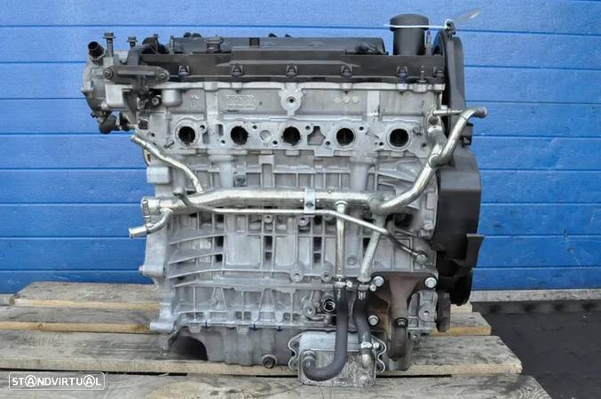 Motor D5244T18 VOLVO 2.4L 200 CV - 1