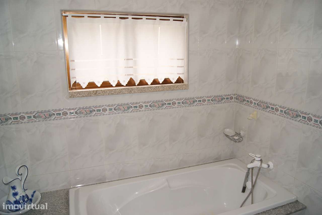 MORADIA INDIVIDUAL T3 _ Jardim, Zona Churrasqueira e poço_Cabreiros-24
