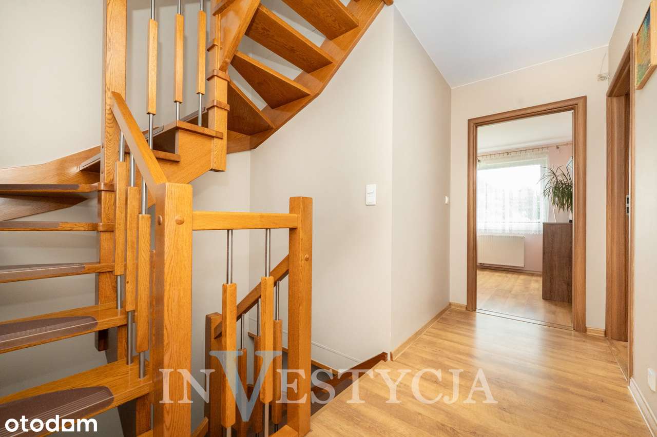 Wyjątkowy dom w spokojnej okolicy - Reda-11