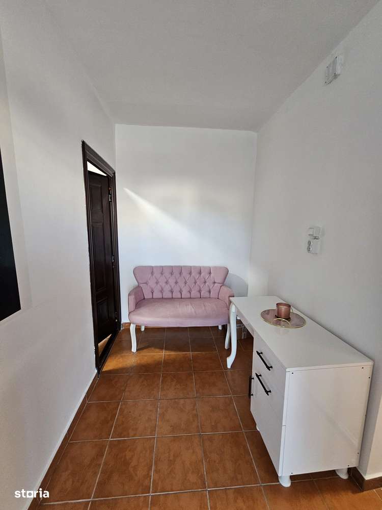 Salon de înfrumusețare de închiriat în Curtea de Argeș. - Imagine principală: 5/8