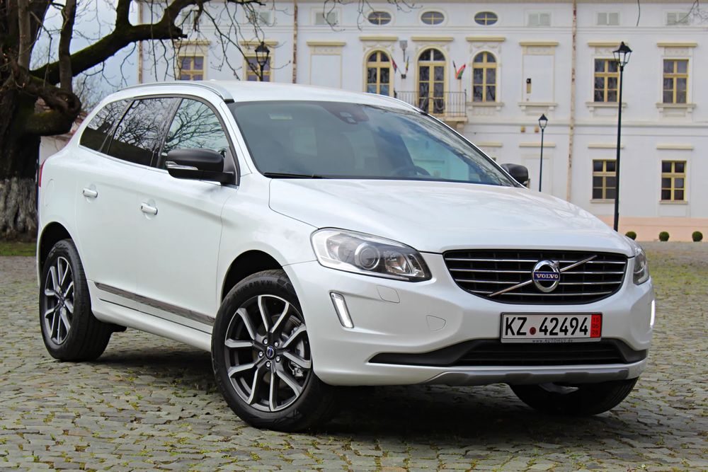 Volvo XC60 D4 Geartronic Summum 2017