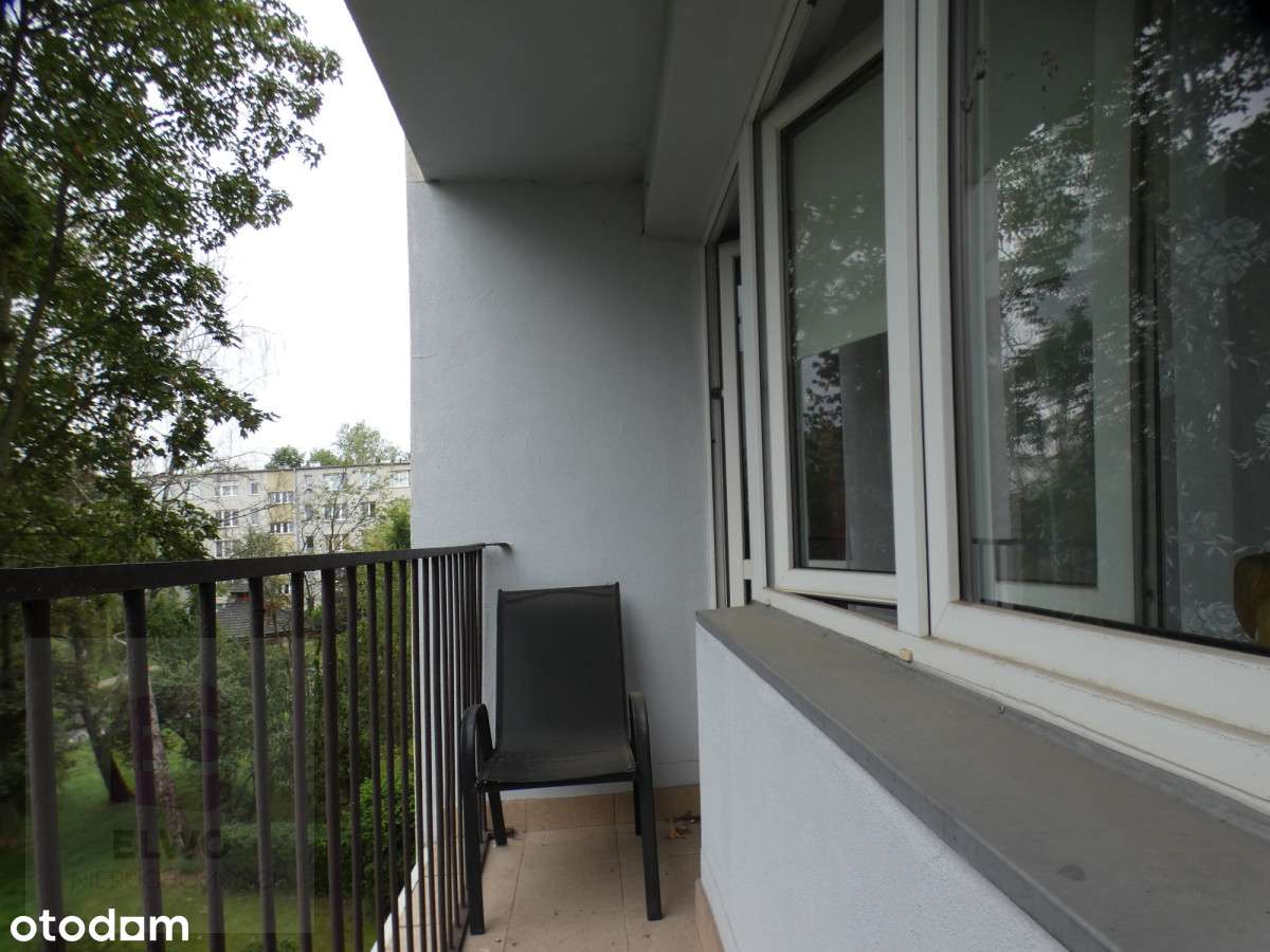 Ładne 3 pokoje z loggią jak w parku.-5