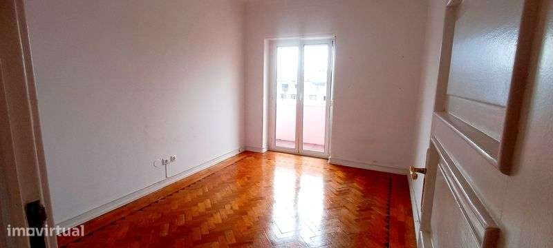 Apartamento T4 Alvalade - Grande imagem: 5/8