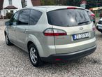 Ford S-Max - 13