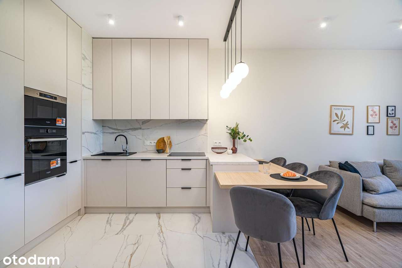 Nowoczesne mieszkanie z podwójnym garażem!-1