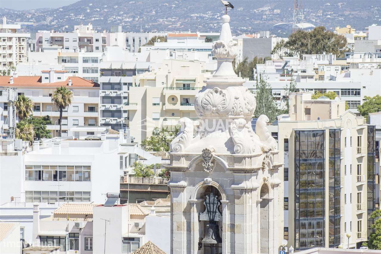 Apartamento T6 Venda em Faro (Sé e São Pedro),Faro - Grande imagem: 2/27