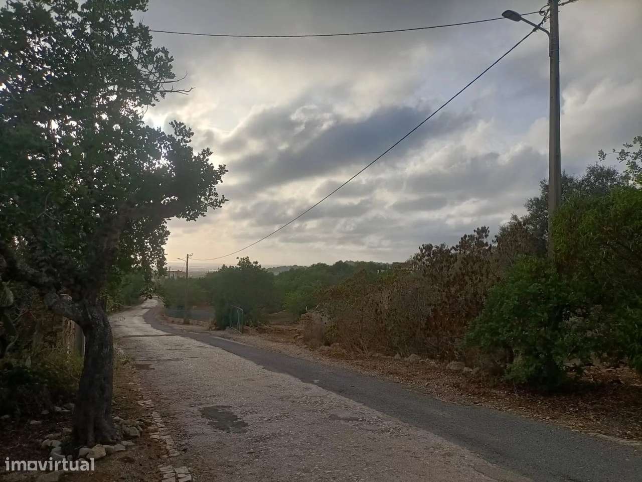Terreno Urbano com Potencial em Estoi, Faro, Algarve. - Grande imagem: 4/5