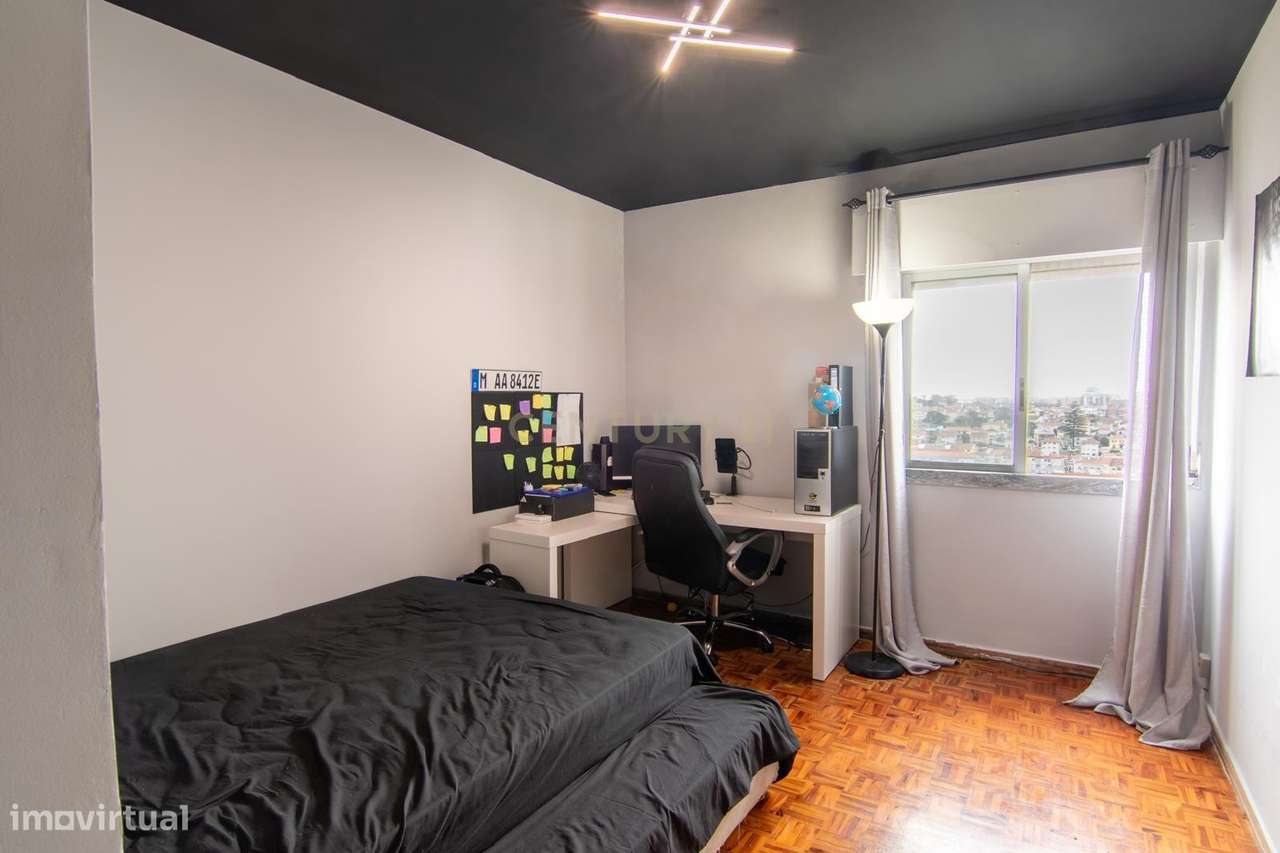 Apartamento T2 Mem -Martins | Imóvel em propostas múltiplas até dia 15-7