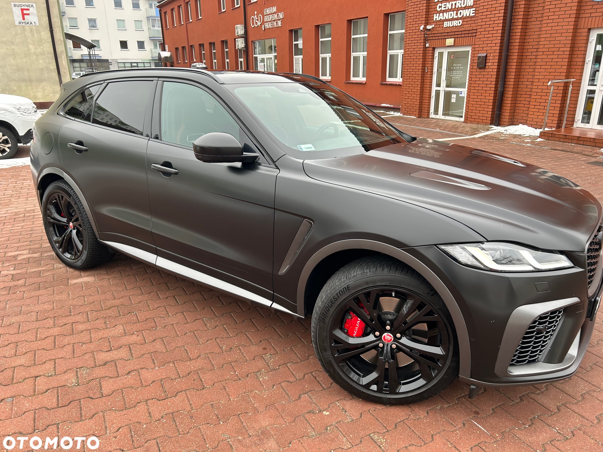 Jaguar F-Pace 5.0 V8 P550 AWD SVR - 4