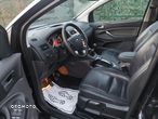 Ford Kuga - 18