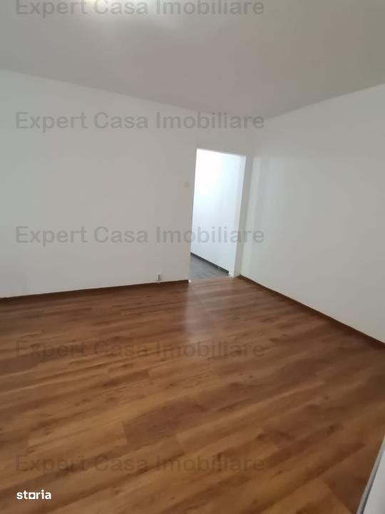 Apartament 2 camere, Alee. MCB. Parter