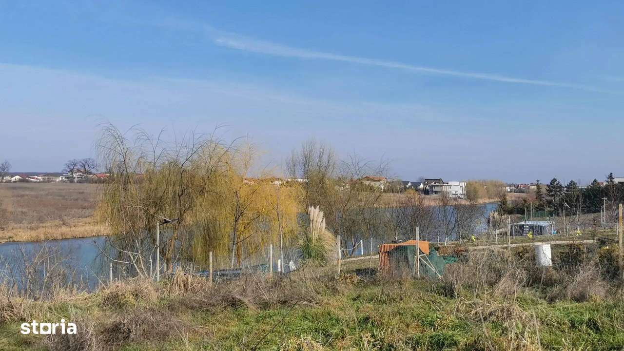 Teren Intravilan 1055 mp pe Malul Lacului in Ostratu - Imagine principală: 2/7