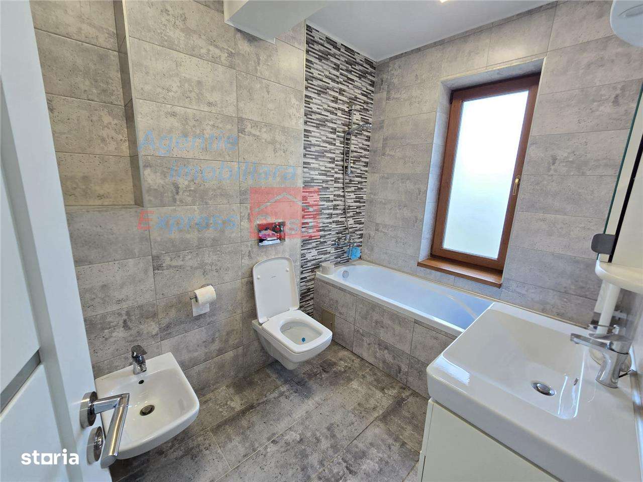 Casa tip vila in Miroslava: fara investitii necesare, mutare imediata!-7