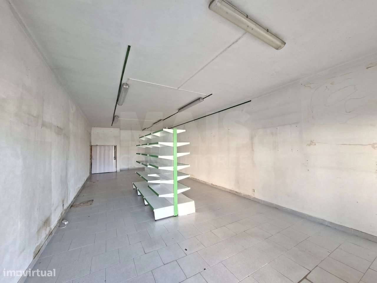 Espaço Comercial com 77,5 m² em Peniche-6