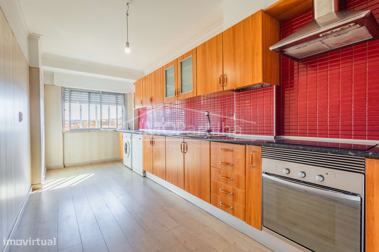 T2 Renovado | Pronto a Habitar | 83 m² | Agualva-Cacém-0