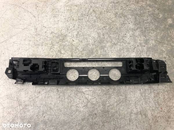 RAMKA DEKOR PANELU KLIMATYZACJI VW T6.1 7L1857200A - 5