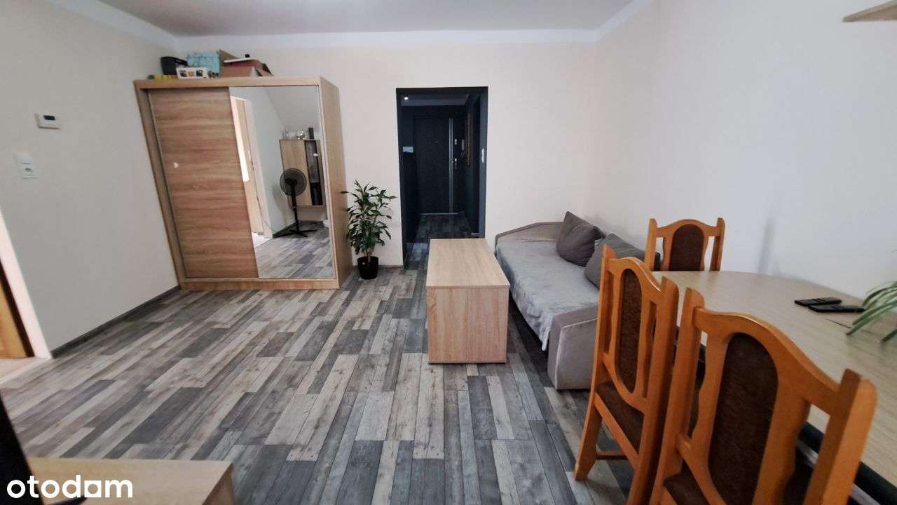 Mieszkanie w klimatycznej kamienicy. Pilna sprzedaż-2