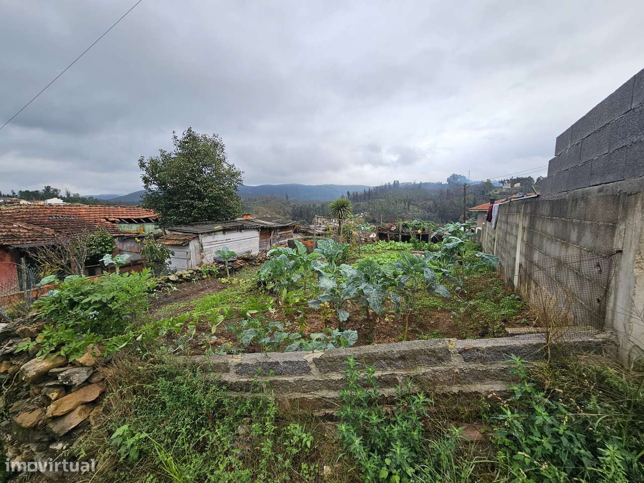 Moradia para venda na Foz do Sousa-5