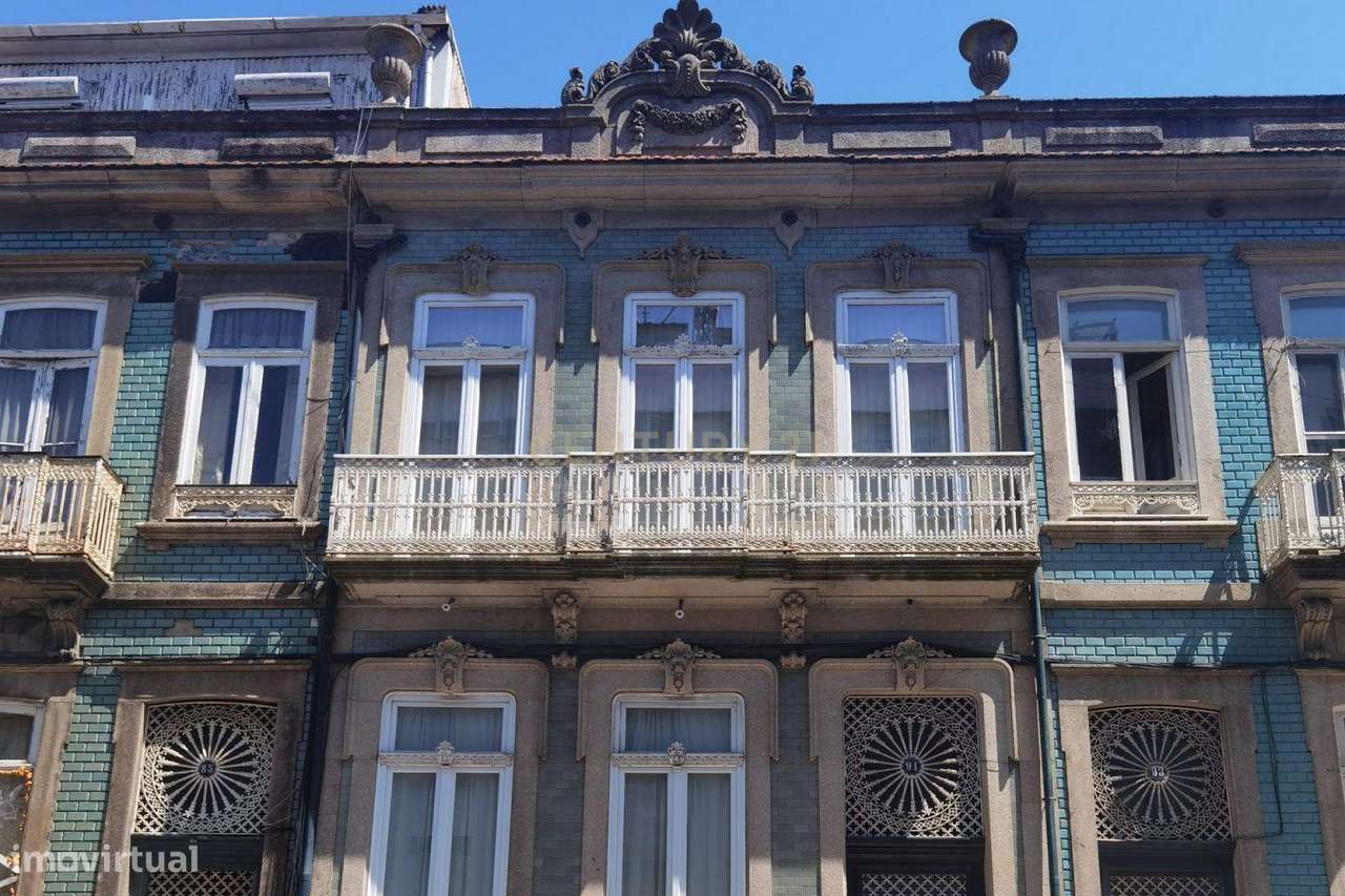 T1 com varanda e jardim no Empreendimento Álvares Cabral 91-6