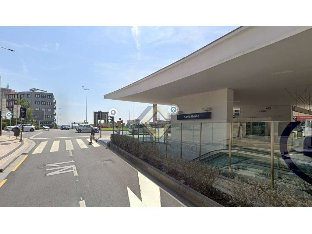 Apartamento T1 na Rua de Soares dos Reis em Mafamude Vila Nova de Gaia-1