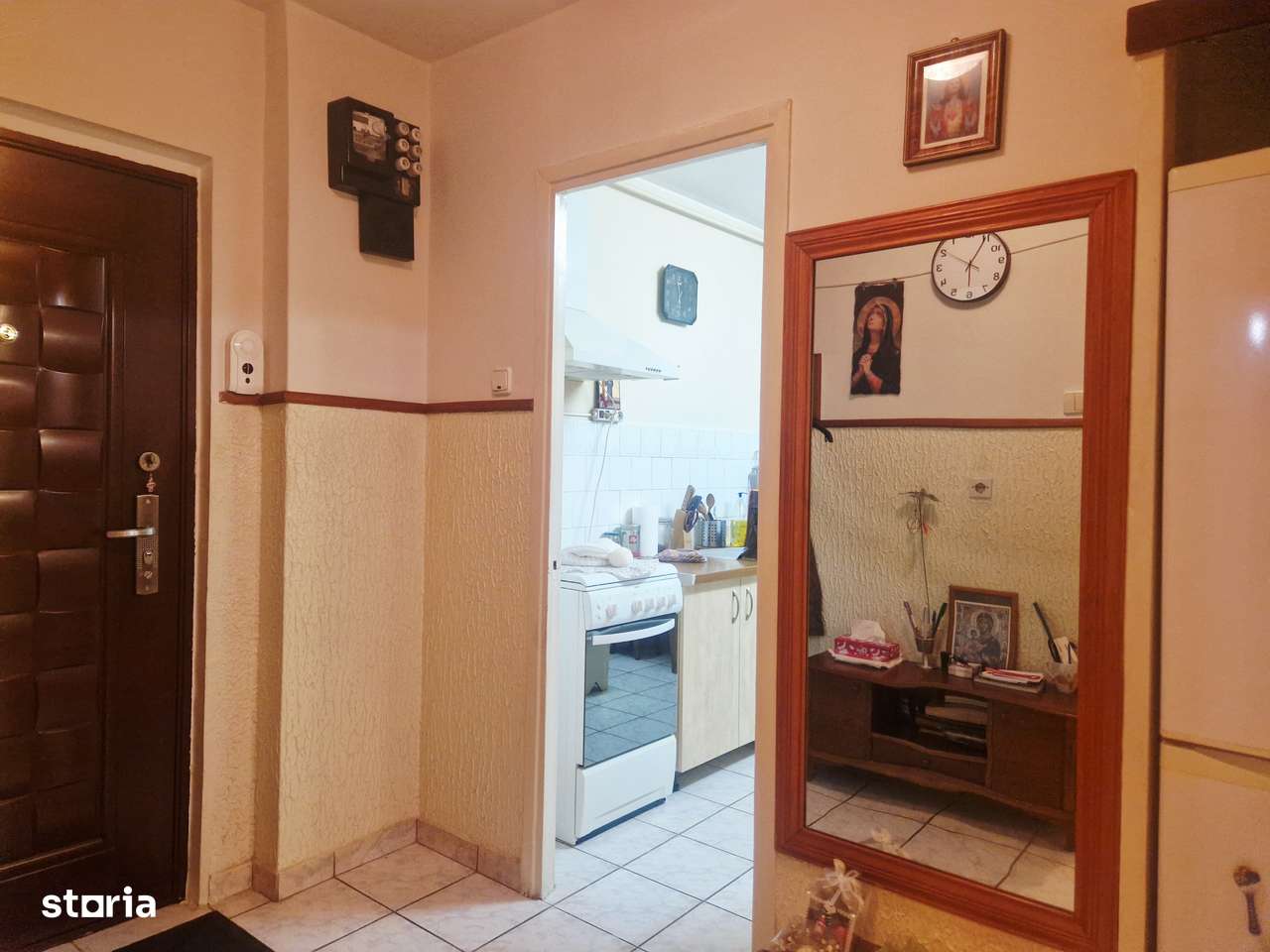 EXCLUSIV- Cafrom Imobiliare - VEST - Apartament 3 Camere de Vanzare-4