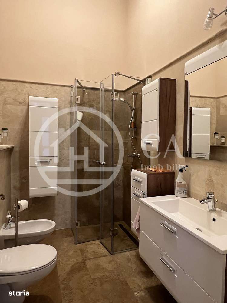 Apartament cu 2 camere de vanzare Ultracentral Oradea - Imagine principală: 5/13