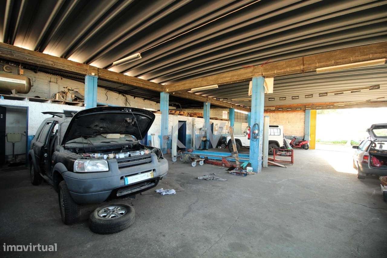 Armazém com 290m2 preparado para Oficina Auto em Santa Clara, Coimbra - Grande imagem: 5/28