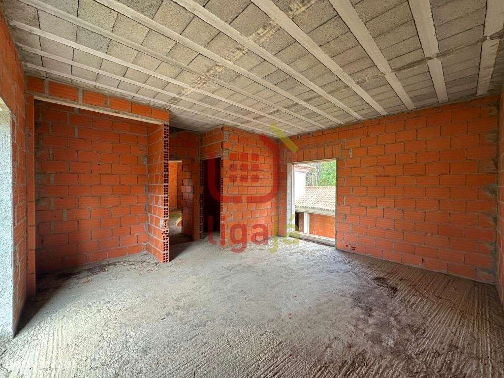 Moradia T6 em construção!-34